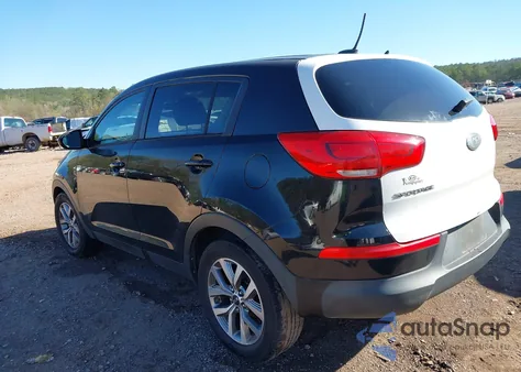 2015 Kia Sportage Lx z USA, uszkodzony, nr VIN KNDPB3AC3F7745909